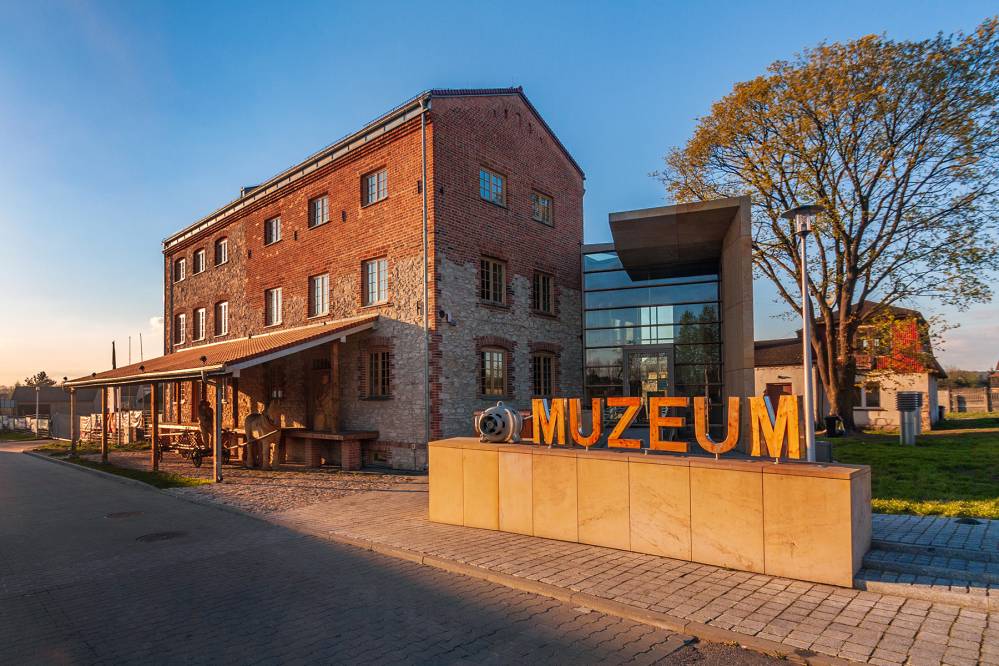 Muzeum Dawnych Rzemiosł w Starym Młynie w Żarkach